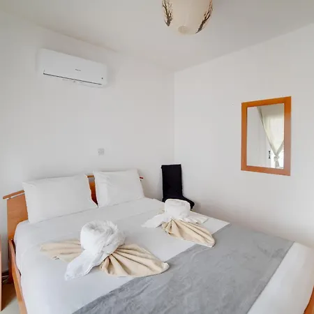 Mackenzie Family Retreat Apartamento Larnaca