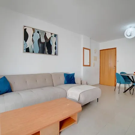 Апартаменты Cozy Mackenzie Getaway