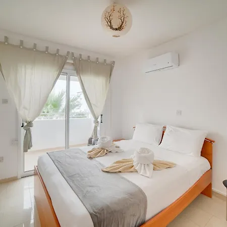 Апартаменты Cozy Mackenzie Getaway *