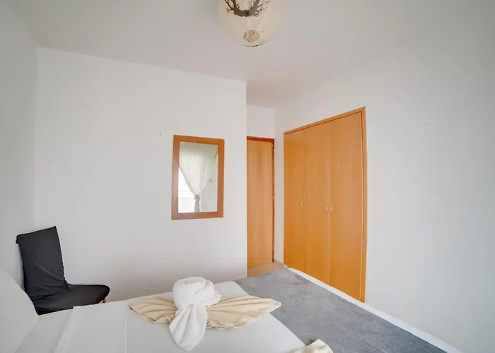 Cozy Mackenzie Getaway شقة لارنكا